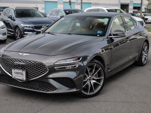 Used 2022 Genesis G70 3.3T AWD/4WD image 7