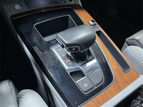 Used 2022 Audi Q5 2.0T Premium Plus image 25