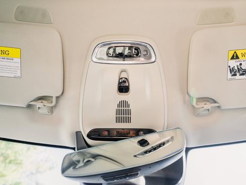 Used 2022 Volvo XC90 T6 Momentum w/ Climate Package image 30