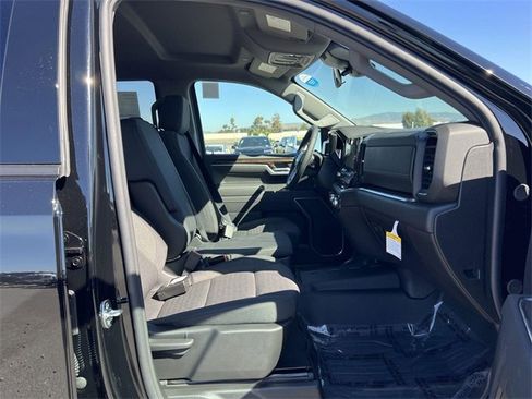 New 2026 GMC Sierra 1500 Elevation w/ LPO, Elevation Black Package image 31