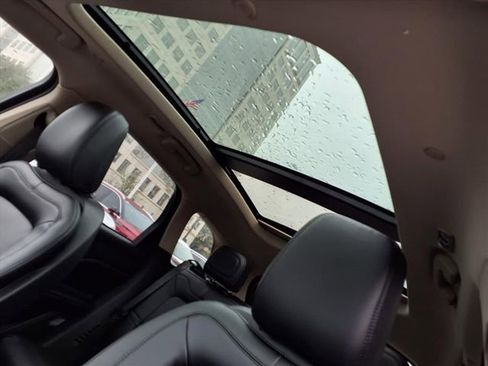 New 2026 Lincoln Corsair Grand Touring w/ Jet Appearance Package AWD/4WD image 9