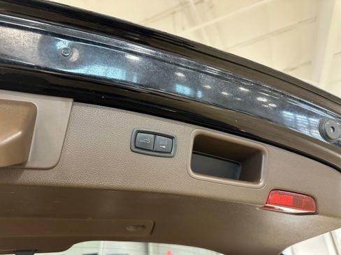 Used 2016 Porsche Macan Turbo image 37