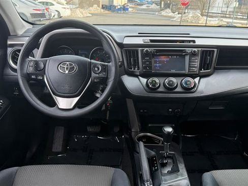Used 2017 Toyota RAV4 LE image 22
