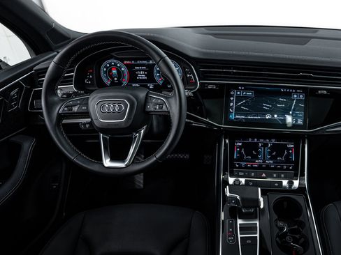 Certified 2025 Audi Q7 3.0T Premium Plus w/ Premium Plus Package image 10