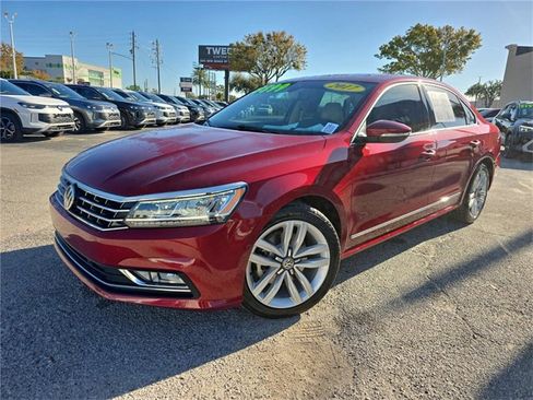 Used 2017 Volkswagen Passat 1.8T SEL Premium image 27