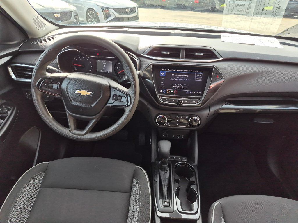 Used 2022 Chevrolet TrailBlazer LT w/ Convenience Package AWD/4WD image 21