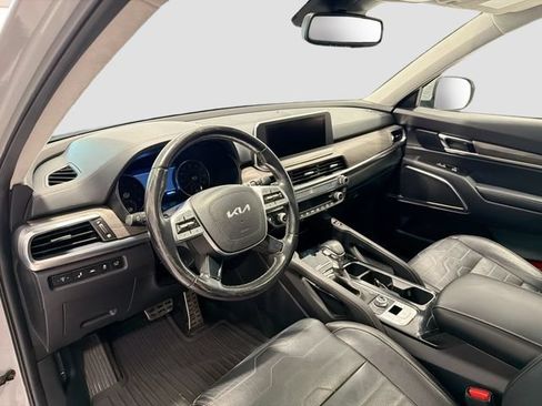 Used 2022 Kia Telluride SX w/ SX Prestige Package AWD/4WD image 9