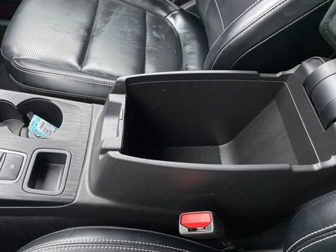 Used 2023 Ford Escape Platinum image 13