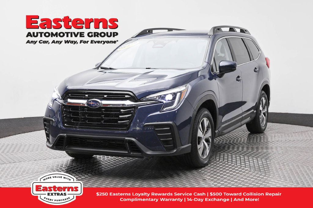 Used 2025 Subaru Ascent Premium AWD/4WD image 1