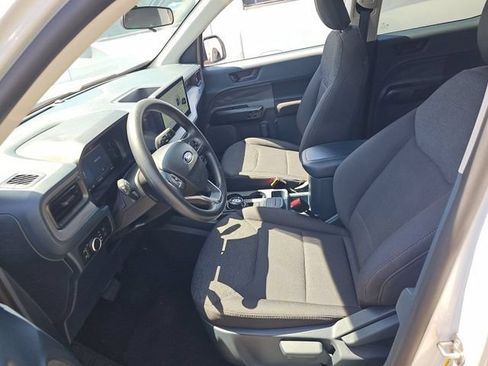 Used 2025 Ford Maverick XL FWD image 8