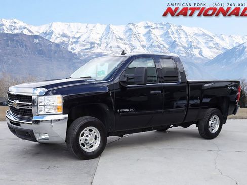 Used 2009 Chevrolet Silverado 2500 W/T image 1