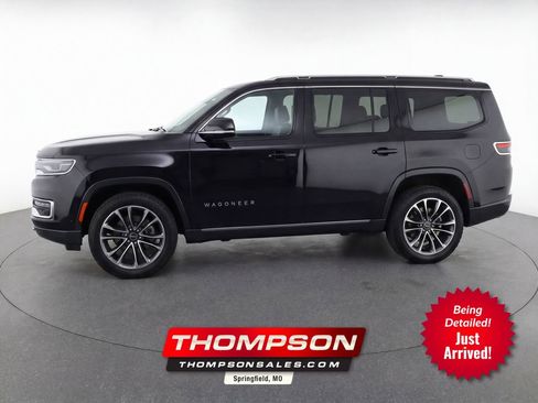 Used 2023 Jeep Wagoneer Series III w/ Premium Group I image 1