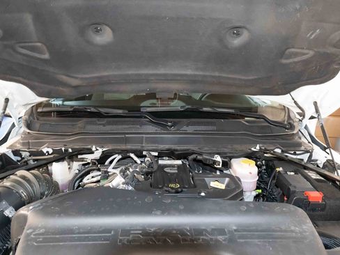 Used 2025 RAM 3500 Laramie image 41