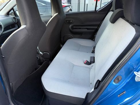 Used 2018 Toyota Prius C One image 15