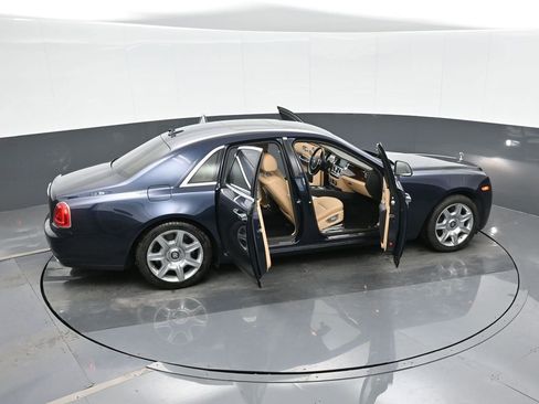 Used 2013 Rolls-Royce Ghost image 47
