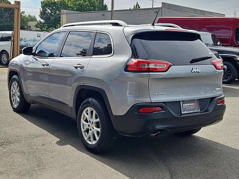 Used 2014 Jeep Cherokee Latitude AWD/4WD image 5