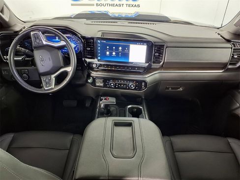 Used 2022 Chevrolet Silverado 1500 LT Trail Boss w/ LT Trail Boss Premium Package image 9