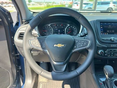 Used 2024 Chevrolet Equinox LT FWD image 18