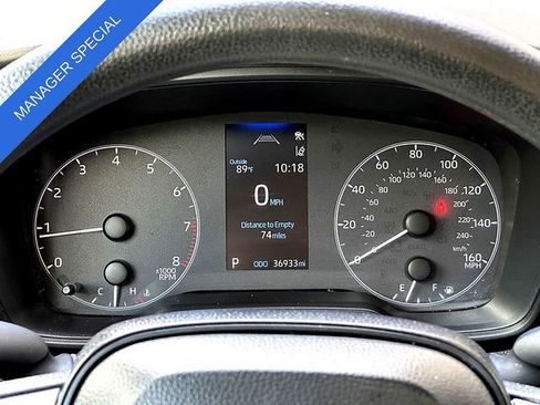 Used 2025 Toyota Corolla LE FWD image 23