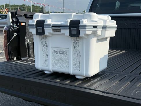 New 2026 Toyota Tundra Limited AWD/4WD image 7