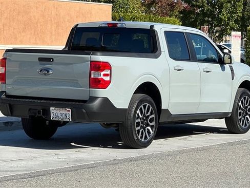 Used 2022 Ford Maverick Lariat image 4