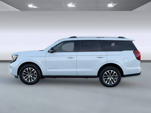 Certified 2025 Ford Expedition Platinum image 2