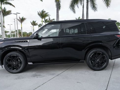 New 2026 INFINITI QX80 4WD image 21