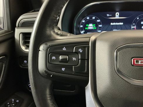 Used 2023 GMC Yukon SLT RWD image 14