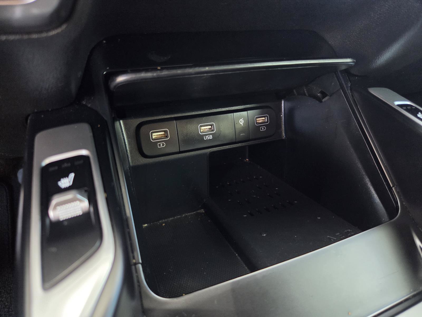 Used 2023 Kia Sorento EX w/ Panoramic Sunroof Package FWD image 25