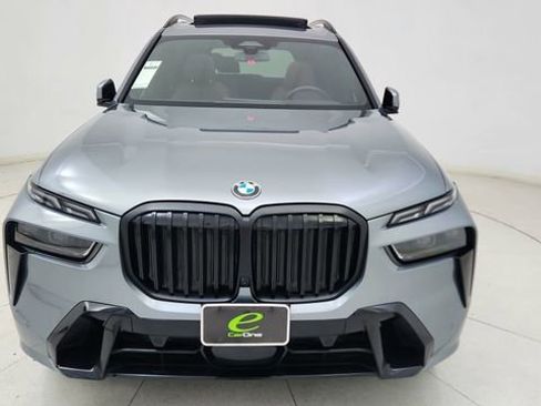 Used 2026 BMW X7 xDrive40i image 2