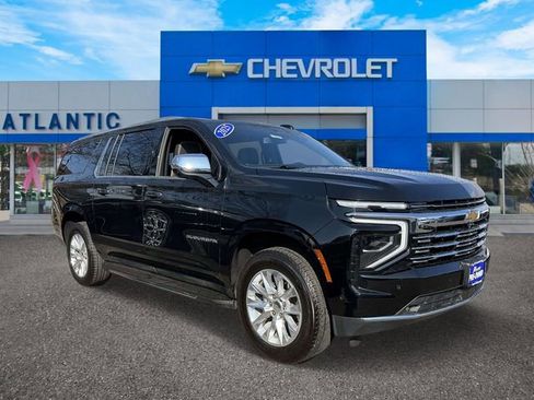 Certified 2025 Chevrolet Suburban Premier image 2