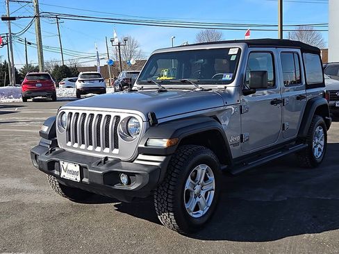Used 2019 Jeep Wrangler Unlimited Sport S image 4