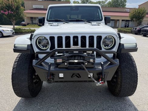 Used 2020 Jeep Gladiator Rubicon AWD/4WD image 4