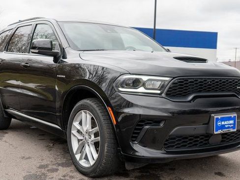 Used 2025 Dodge Durango R/T AWD/4WD image 4