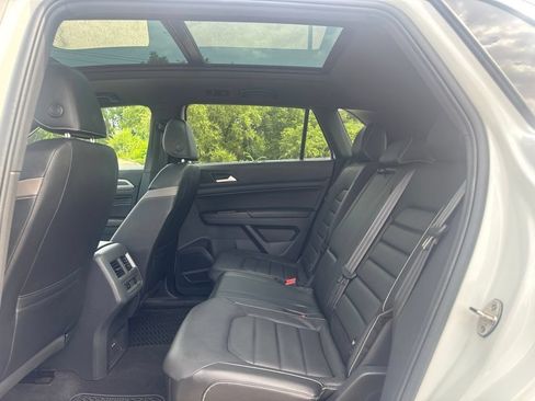 Used 2020 Volkswagen Atlas Cross Sport SEL Premium R-Line AWD/4WD image 20