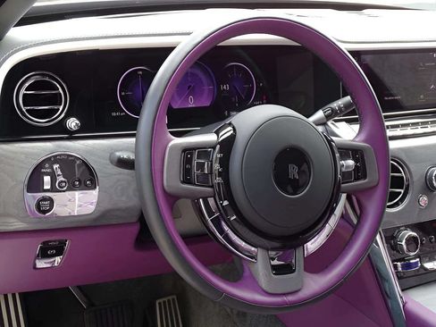 Used 2025 Rolls-Royce Cullinan AWD/4WD image 15
