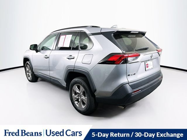 Used 2023 Toyota RAV4 XLE AWD/4WD image 6