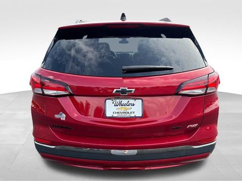Used 2023 Chevrolet Equinox RS w/ RS Leather Package AWD/4WD image 4