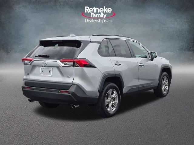 Used 2024 Toyota RAV4 XLE FWD image 5