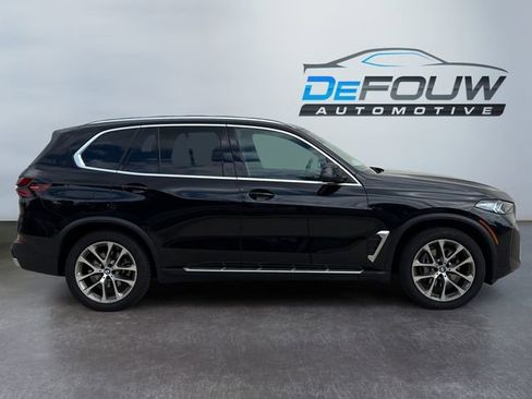 Certified 2025 BMW X5 xDrive40i w/ Climate Comfort Package image 2