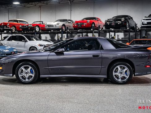 Used 1994 Pontiac Firebird Coupe image 2