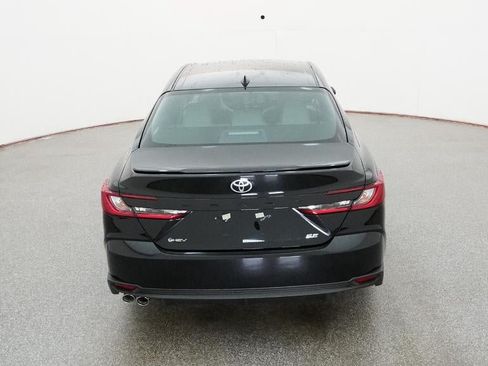 New 2026 Toyota Camry SE FWD image 7