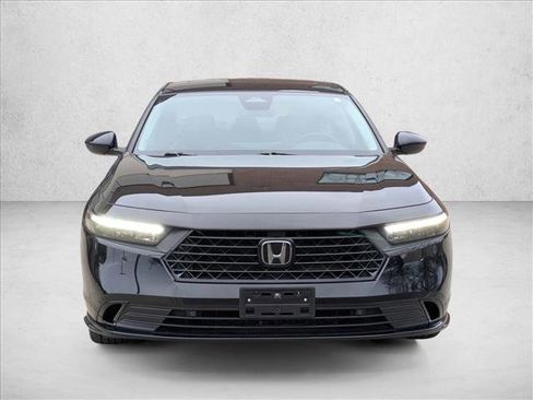 Used 2023 Honda Accord EX-L image 2