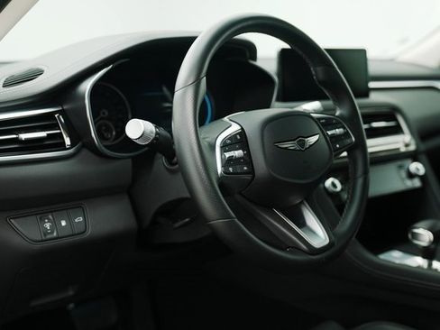 Used 2025 Genesis G70 2.5T image 20