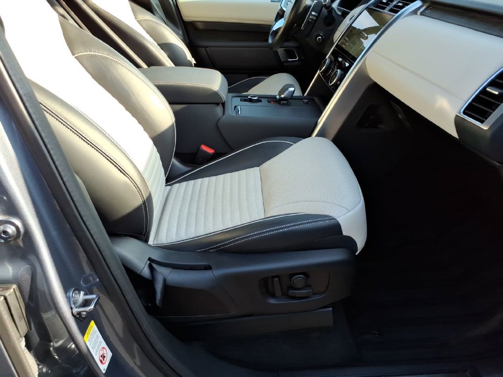 Used 2022 Land Rover Discovery HSE R-Dynamic AWD/4WD image 8