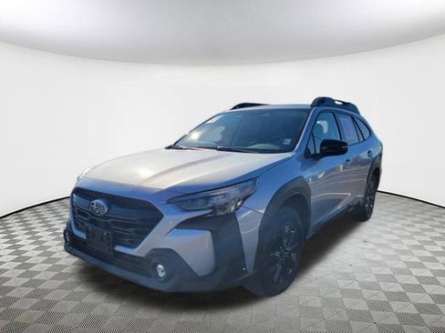 Certified 2024 Subaru Outback Onyx Edition image 3