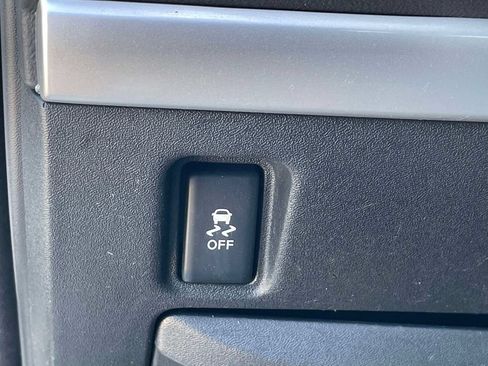 Used 2012 Nissan Sentra 2.0 FWD image 18