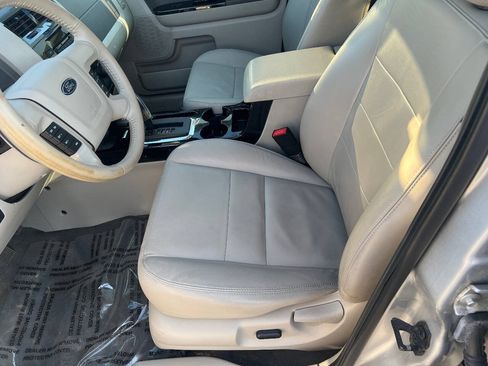 Used 2011 Ford Escape Limited AWD/4WD image 20