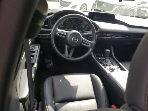 Used 2023 MAZDA MAZDA3 s FWD image 11