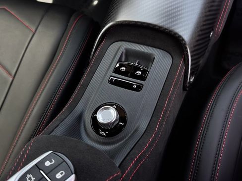 Used 2022 Maserati MC20 Coupe RWD image 14